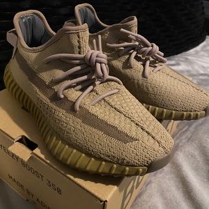 Yezzy Boost 350 V2 Earth